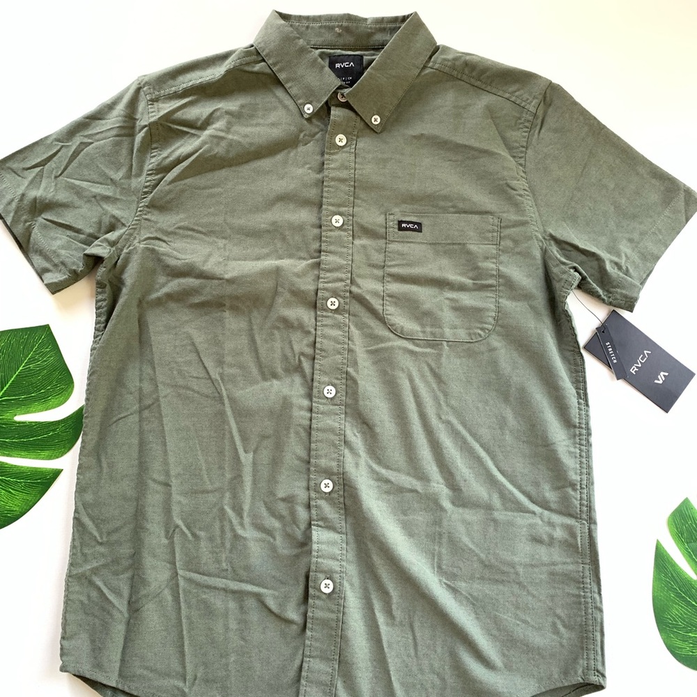 🌴RVCA That’ll Do Stretch Shirt🌴